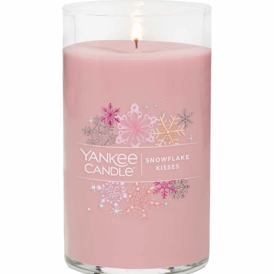 Home Decor * | Best Sale Yankee Candle Snowflake Kisses Signature Medium Pillar Candle